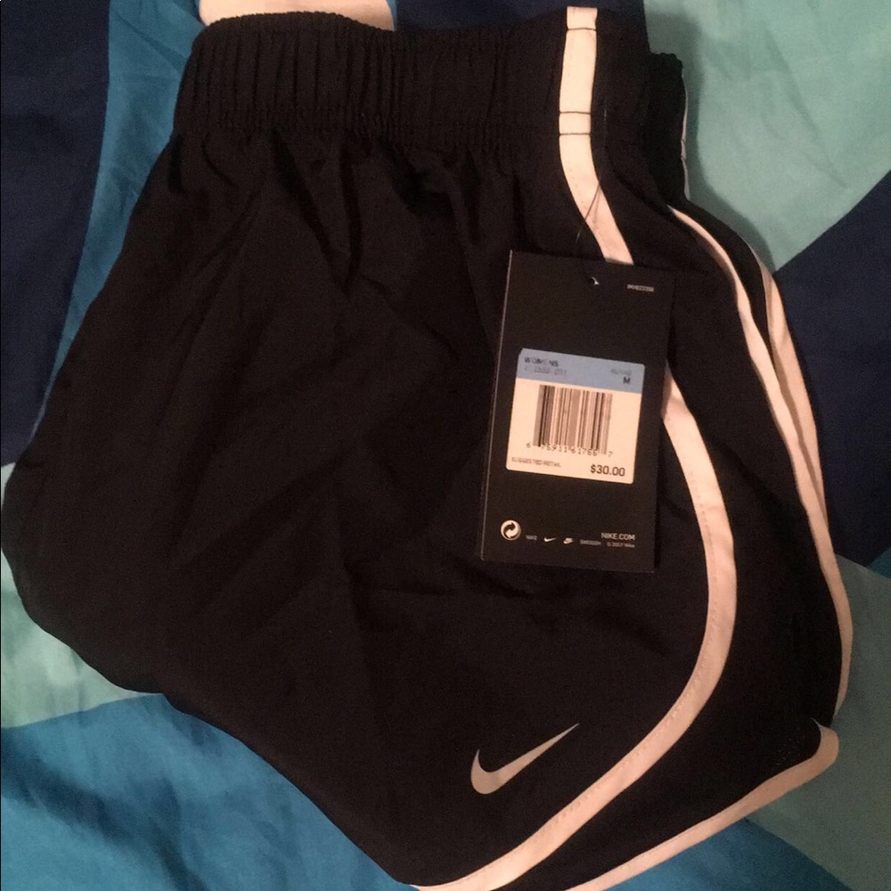 Nike short
